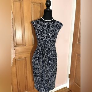 Signature Studio Dresses Signature Sadie